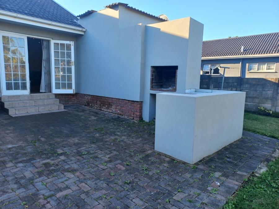 3 Bedroom Property for Sale in Gonubie Eastern Cape